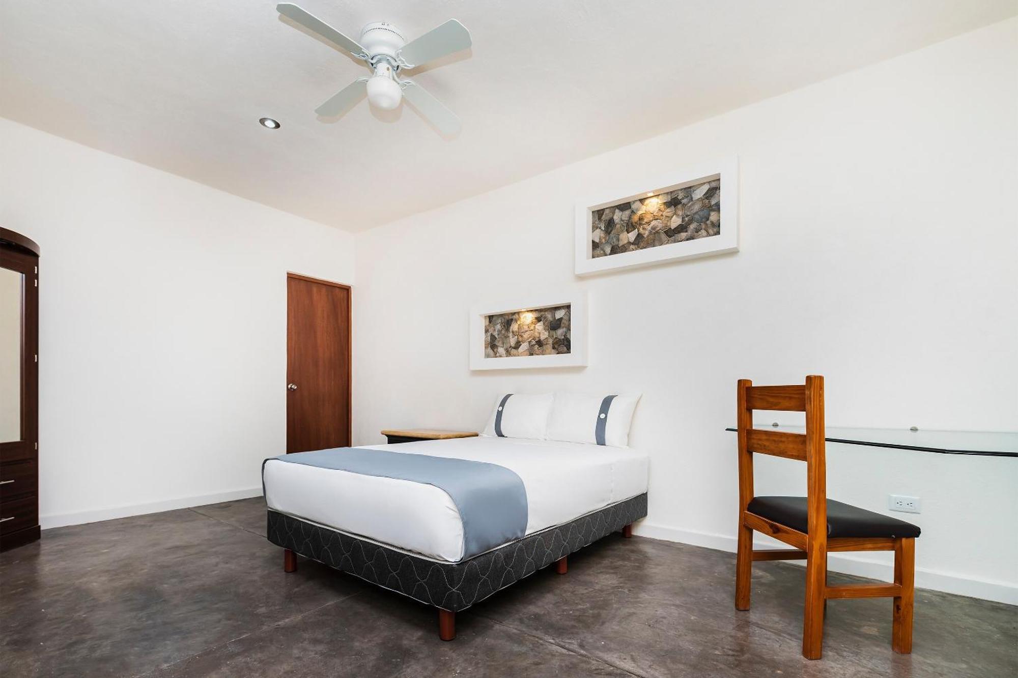 Capital O Hotel Joyma Suites, San Luis San Luis Potosí Zewnętrze zdjęcie