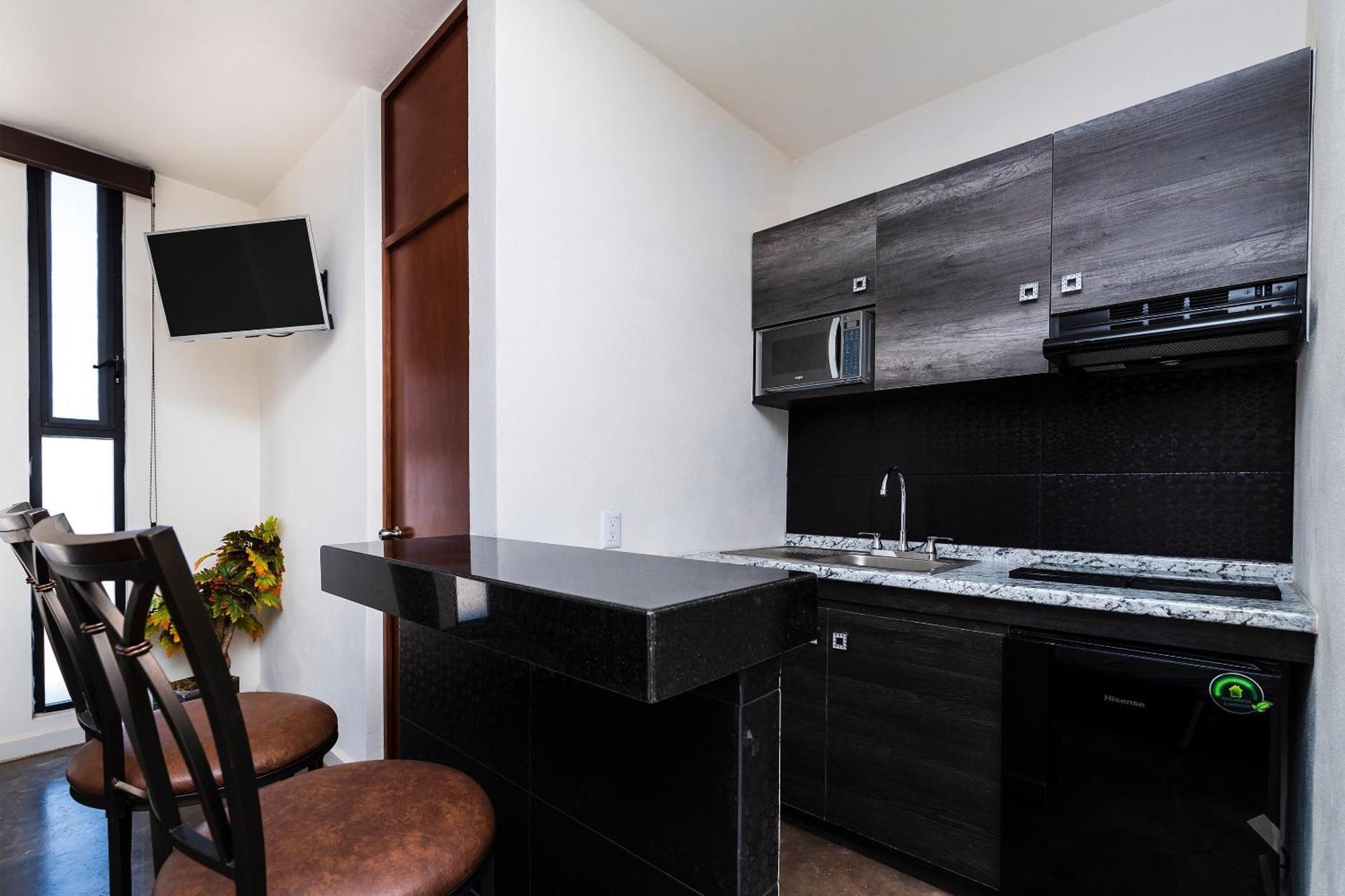 Capital O Hotel Joyma Suites, San Luis San Luis Potosí Zewnętrze zdjęcie